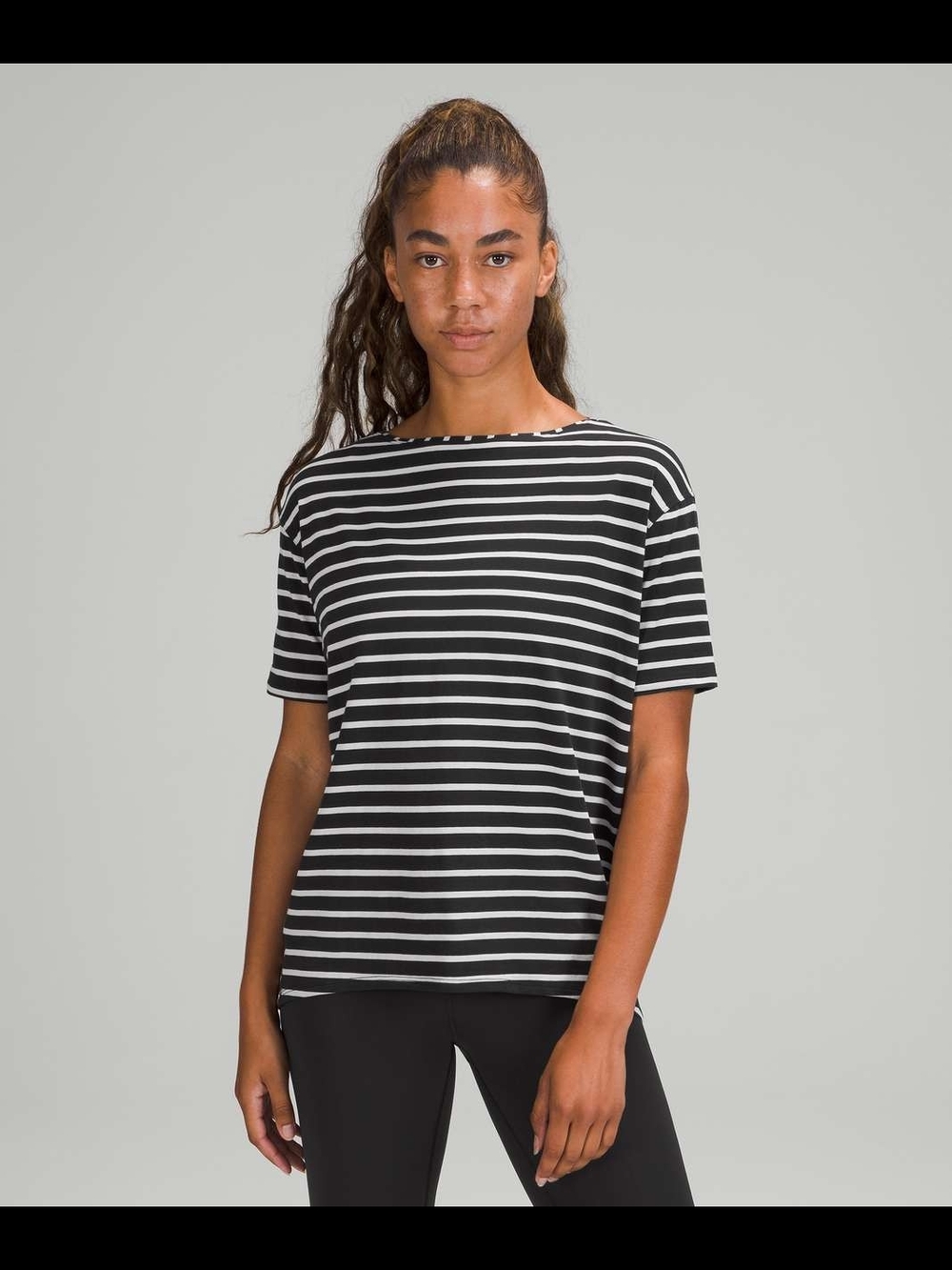 Lululemon Back In Action Short Sleeve Women's Top - Picture 3 of 4